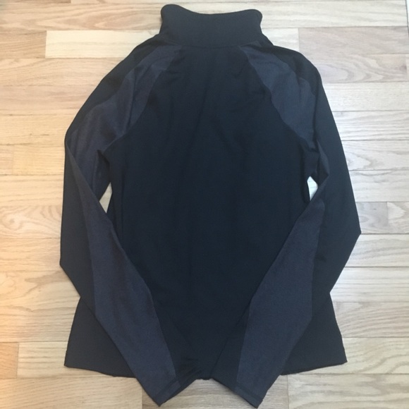 Zella Black Zip Up - Picture 3 of 5
